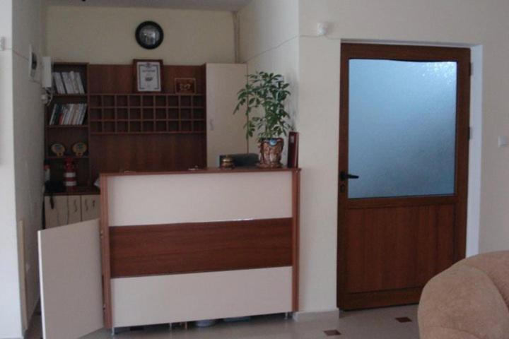 Семеен Хотел Атива - Family Hotel Ativa Лозенец Экстерьер фото