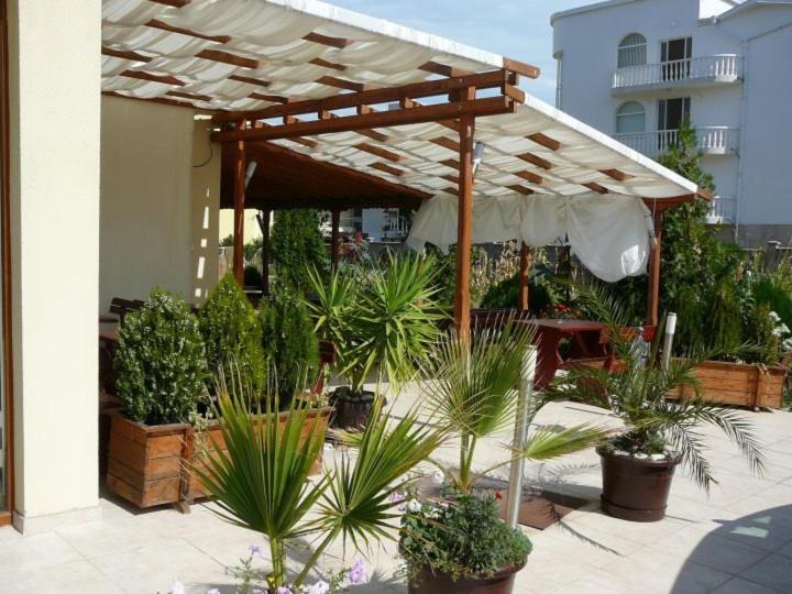 Семеен Хотел Атива - Family Hotel Ativa Лозенец Экстерьер фото