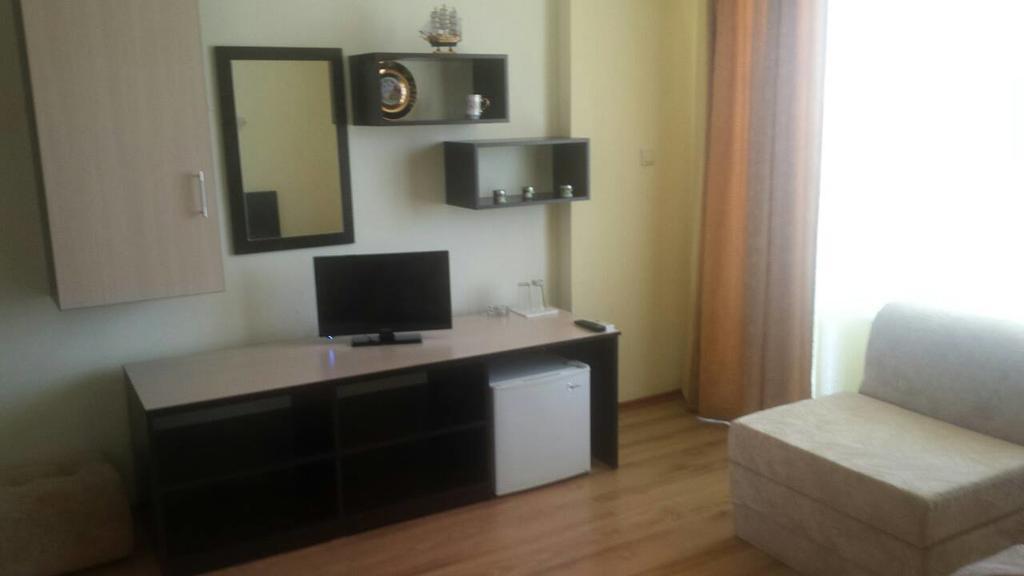Семеен Хотел Атива - Family Hotel Ativa Лозенец Экстерьер фото